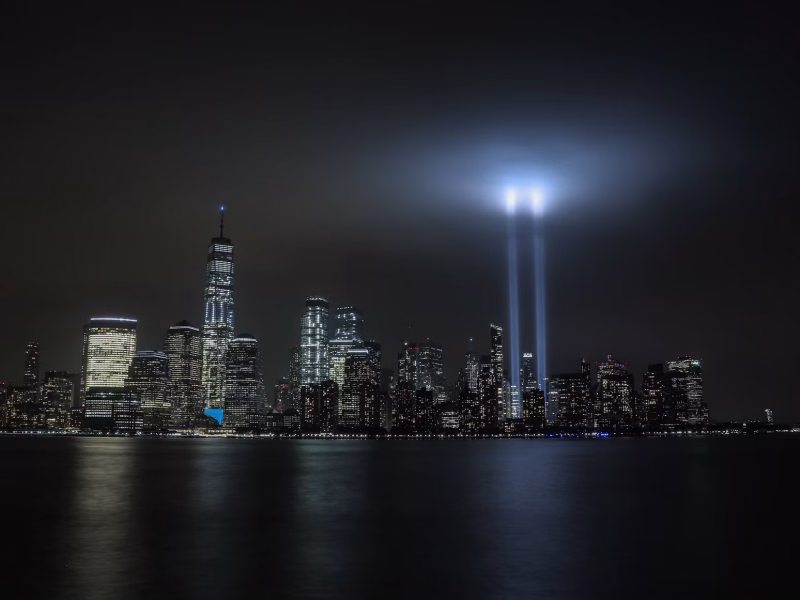 Nueva York recuerda el 11S un cuarto de siglo después con reto de mantener viva la memoria